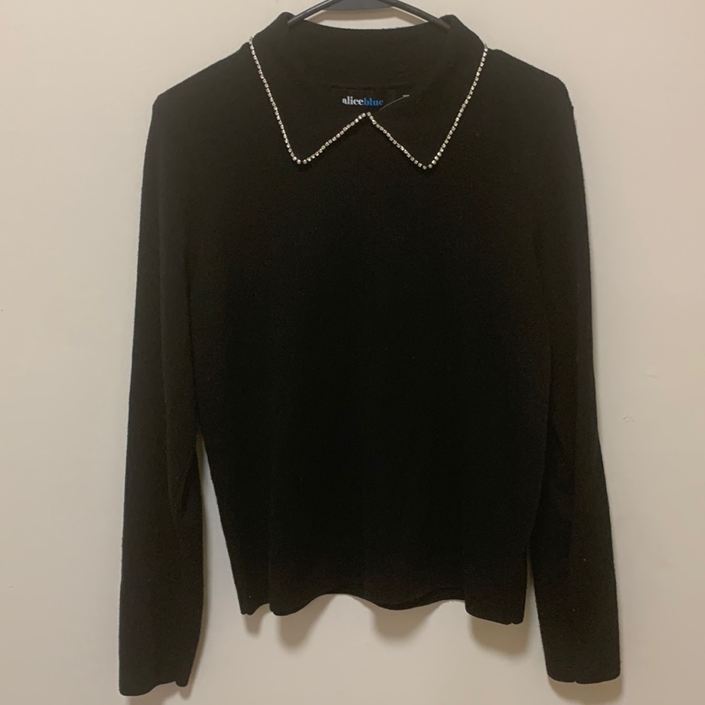 Casual diamond collared